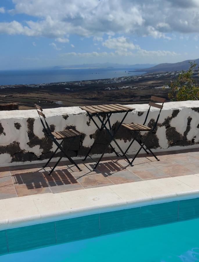 Aloelux Villa !! - Private Villa With Pool , Jacuzzi, Cinema, Massage ,Wonderful View, Art Desing Villa Tías Dış mekan fotoğraf