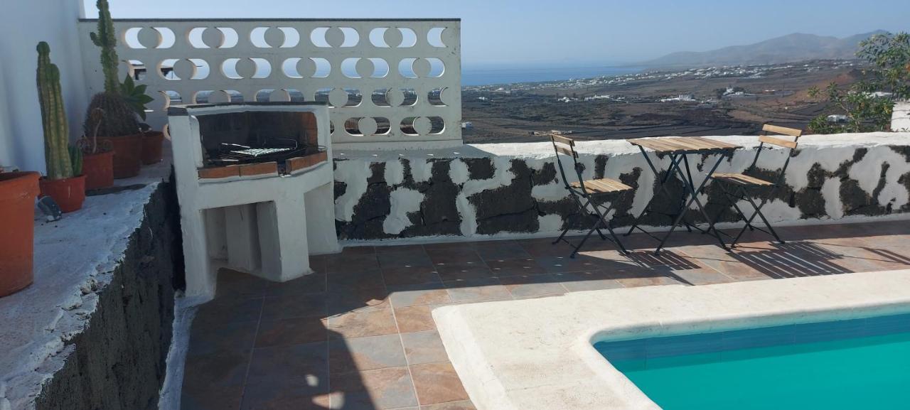 Aloelux Villa !! - Private Villa With Pool , Jacuzzi, Cinema, Massage ,Wonderful View, Art Desing Villa Tías Dış mekan fotoğraf